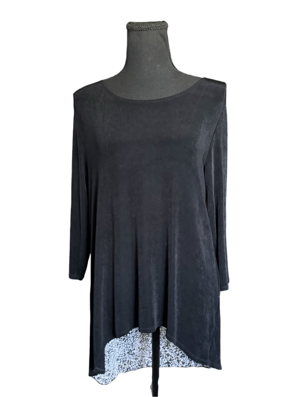 Chico’s Travelers Black Animal Print Layered Tunic Top Size 1 (Medium) High Low
